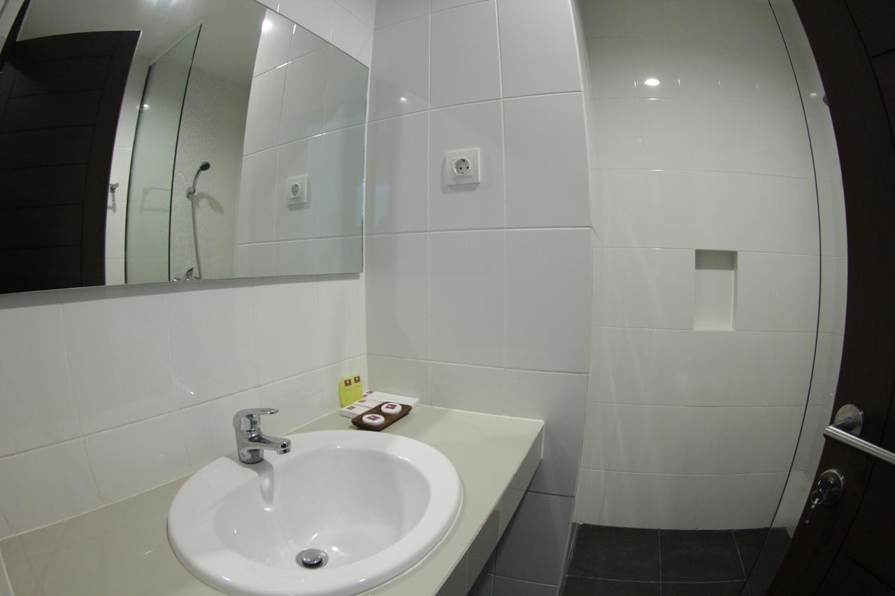 Amantis Hotel Demak Exteriér fotografie