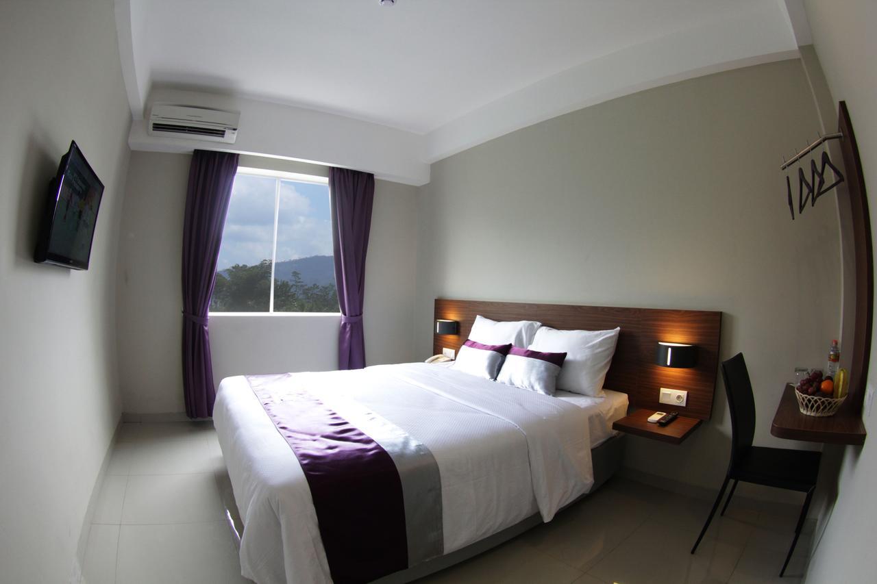 Amantis Hotel Demak Exteriér fotografie